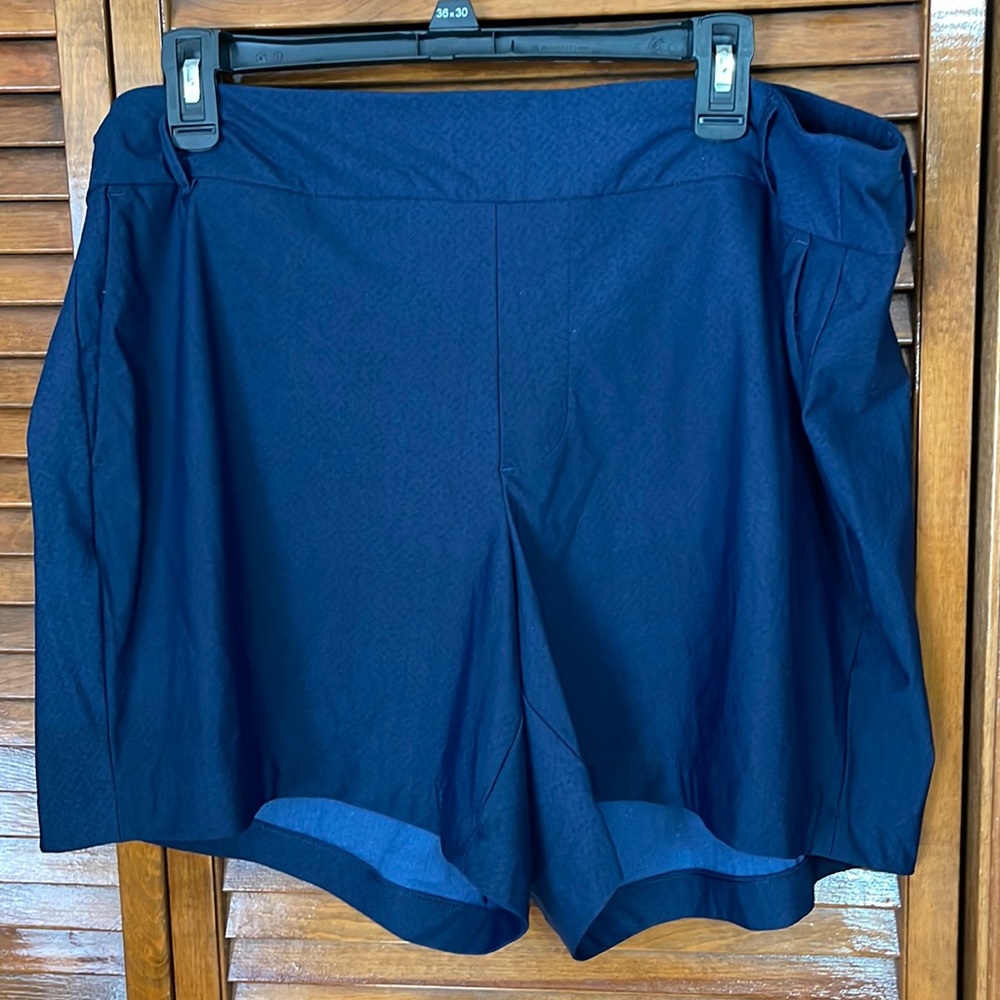 Spanx sunshine 6” shorts navy blue